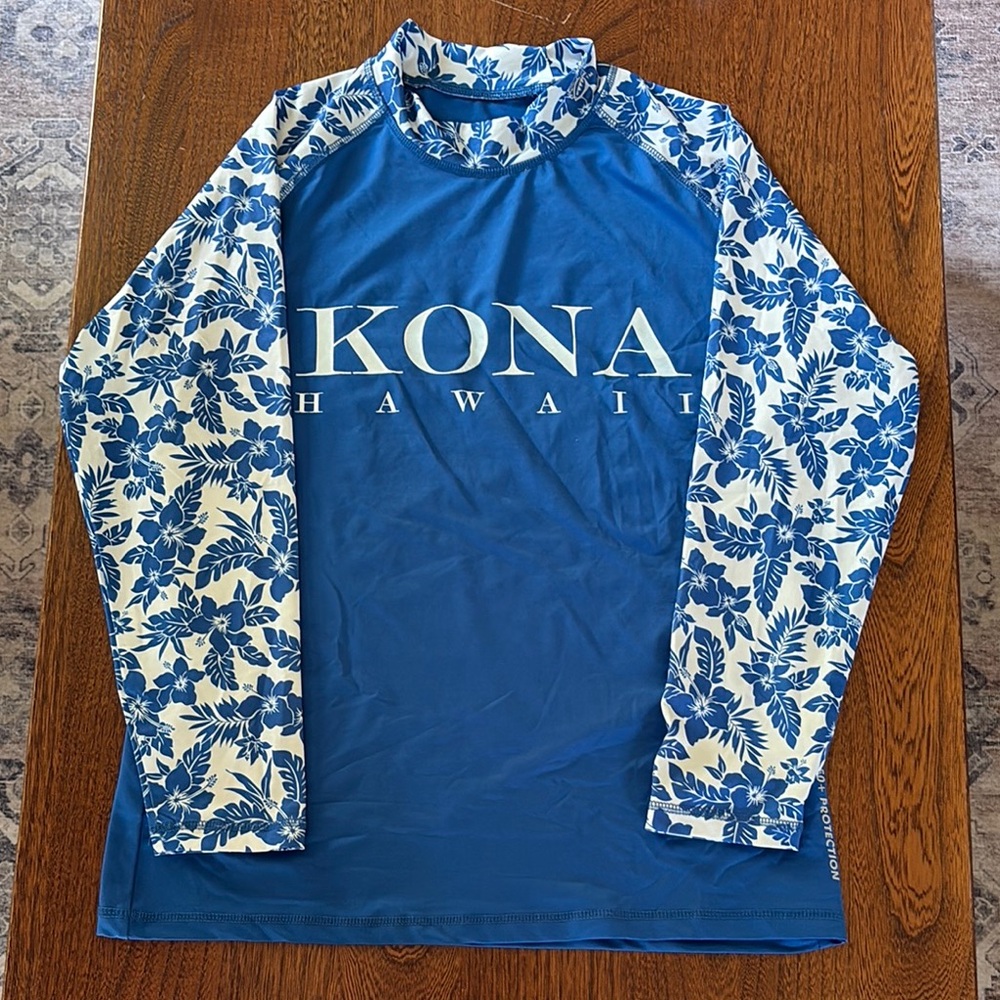 Banana Boat Floral Rash Shirt medium